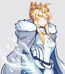  1girl ahoge armor artoria_pendragon_(fate) artoria_pendragon_(lancer)_(fate) blonde_hair braid breastplate cape crown fate/grand_order fate_(series) french_braid fur-trimmed_cape fur_trim green_eyes grey_background grey_cape holding holding_polearm holding_weapon looking_down polearm rhongomyniad_(fate) sidelocks simple_background solo standing tenk weapon 