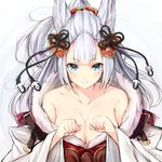  animal_ears bangs bare_shoulders blue_eyes blush breasts cleavage clenched_hand collarbone erune fox_ears fur_trim granblue_fantasy hair_ornament highres large_breasts long_hair looking_at_viewer oyu_(sijimisizimi) ponytail revision smile socie_(granblue_fantasy) solo upper_body white_hair wide_sleeves 