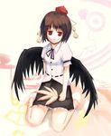  bad_id bad_pixiv_id barefoot brown_hair fan hat hauchiwa kneeling looking_at_viewer mike_(hinemosuk) red_eyes shameimaru_aya skirt smile solo tokin_hat touhou wings 