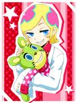  bad_id bad_pixiv_id blonde_hair blue_eyes grin irabu_ichirou kuuchuu_buranko labcoat male_focus mono_(miso_kuronowish) multicolored_hair smile solo stuffed_animal stuffed_toy teddy_bear 