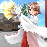  architecture bangs blush branch brown_eyes brown_hair building chihaya_(clothing) cloud cloudy_sky day east_asian_architecture eyebrows_visible_through_hair fan fingernails folding_fan gohei hakama holding holding_fan japanese_clothes ki_(kk-sk-ray) long_sleeves looking_at_viewer looking_to_the_side miko new_year original outdoors red_hakama red_ribbon ribbon ribbon-trimmed_sleeves ribbon_trim rope see-through shide shimenawa short_hair shrine sky smile solo stairs wide_sleeves 