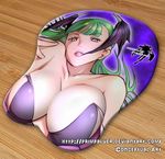  breasts green_hair large_breasts morrigan morrigan_aensland mouse_pad mousepad vampire_(game) web_address yellow_eyes 