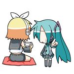  chibi chibi_miku cushion hair_ribbon handheld_game_console hatsune_miku kagamine_rin minami_(colorful_palette) multiple_girls no_eyes playing_games playstation_portable pointing ribbon sitting sweatdrop thighhighs twintails vocaloid 