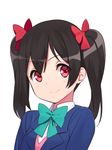  &gt;:) bangs black_hair blazer bow bowtie green_bow green_neckwear hair_bow jacket kamo_kamen love_live! love_live!_school_idol_project otonokizaka_school_uniform red_bow red_eyes school_uniform simple_background smile solo twintails upper_body v-shaped_eyebrows white_background yazawa_nico 