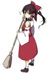  ascot bamboo_broom bare_shoulders bow broom brown_hair detached_sleeves hair_bow hair_tubes hakurei_reimu leon_(mikiri_hassha) long_sleeves looking_at_viewer md5_mismatch red_eyes solo touhou white_background wide_sleeves 