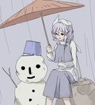  bucket_on_head hat holding holding_umbrella lavender_background lavender_hair letty_whiterock object_on_head open_mouth oriental_umbrella oshouyu_tabetai rain rock simple_background skirt skirt_set snow snowman stick touhou umbrella vest yuki_onna 