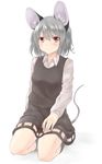  animal_ears black_legwear blush full_body grey_hair kneehighs kneeling long_sleeves looking_at_viewer mouse_ears mouse_tail nazrin netamaru red_eyes shirt short_hair simple_background skirt skirt_set smile solo tail touhou vest white_background 