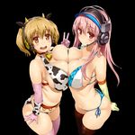  animal_ears ass bell bell_collar bikini blonde_hair blush breast_press breasts brown_legwear butt_crack cleavage collar collarbone colored_eyelashes cosplay cow_bell cow_ears cow_horns cow_print elbow_gloves gloves green_gloves headphones headset highres horns idolmaster idolmaster_cinderella_girls large_breasts long_hair looking_at_viewer multiple_girls nitroplus nitta_minami nitta_minami_(cosplay) oikawa_shizuku oikawa_shizuku_(cosplay) open_mouth orange_eyes pink_eyes pink_gloves pink_hair pink_legwear shiny shiny_skin short_hair side-tie_bikini simple_background skindentation smile strap_gap super_pochaco super_sonico swimsuit symmetrical_docking thighhighs twintails uo_denim v visor_cap yuri 