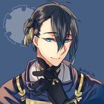  alternate_hairstyle black_gloves blue_eyes blue_hair gloves japanese_clothes male_focus mikazuki_munechika side_ponytail smile solo tenkuu_sphere touken_ranbu twitter_username upper_body 