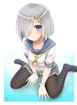  black_legwear blue_eyes collarbone eyes_visible_through_hair gloves hair_ornament hair_over_one_eye hairclip hamakaze_(kantai_collection) highres kantai_collection looking_at_viewer nayuhi_(yukimuu14) pantyhose pleated_skirt school_uniform serafuku short_hair short_sleeves silver_hair sitting skirt solo wariza wet wet_hair white_gloves 