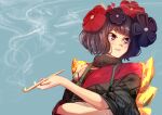  1girl benbe black_hair black_kimono blue_background blush fate/grand_order fate_(series) flower fur-trimmed_kimono fur_trim hair_flower hair_ornament highres holding holding_smoking_pipe japanese_clothes katsushika_hokusai_(fate) kimono looking_to_the_side parted_lips purple_eyes short_hair simple_background smile smoke smoking_pipe solo tasuki upper_body 