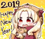  1girl 2019 animal animal_ears animal_hood bangs blonde_hair boar cape chinese_zodiac commentary_request ereshkigal_(fate/grand_order) eyebrows_visible_through_hair fate/grand_order fate_(series) forehead happy_new_year highres holding holding_animal hood hood_up jako_(jakoo21) long_hair looking_at_viewer new_year open_mouth parted_bangs pig_ears pig_hood red_cape red_eyes round_teeth solo teeth upper_body upper_teeth very_long_hair year_of_the_pig 