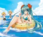  &gt;_&lt; 2girls aqua_eyes aqua_hair barefoot beach bikini blonde_hair blue_eyes closed_eyes cloud day feet flower food_print hair_ornament hair_ribbon hairclip hatsune_miku hibiscus innertube kagamine_len kagamine_rin multiple_girls outdoors ribbon sky spring_onion sugaro swimsuit twintails vocaloid 