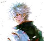  blood blood_from_mouth bloody_clothes from_behind gintama japanese_clothes kim_yura_(goddess_mechanic) light looking_back male_focus motion_blur sakata_gintoki signature silver_hair solo torn_clothes upper_body 