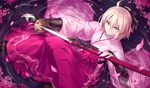  ahoge blonde_hair bow fate_(series) hair_bow japanese_clothes katana kimono koha-ace kousaki_rui looking_at_viewer okita_souji_(fate) okita_souji_(fate)_(all) partially_submerged petals ripples sheath short_hair smile solo sword unsheathing weapon 