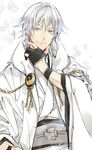  black_gloves chin_stroking gloves hood icylove japanese_clothes male_focus partly_fingerless_gloves smile solo sparkle touken_ranbu tsurumaru_kuninaga white_hair yellow_eyes 