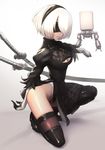  black_dress blindfold breasts chikokagaku cleavage closed_mouth dress facing_viewer full_body highres medium_breasts mole mole_under_mouth nier_(series) nier_automata one_knee pod_(nier_automata) short_hair solo sword thighs weapon white_background white_hair yorha_no._2_type_b 