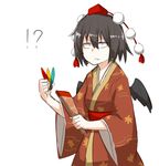  1girl alternate_costume bangs black_hair black_wings brown_kimono commentary_request confused constricted_pupils hair_between_eyes hat japanese_clothes kan_(aaaaari35) kimono long_sleeves looking_at_viewer obi sash shameimaru_aya simple_background solo tokin_hat touhou white_background wide_sleeves wings 