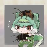  1girl animal_print bare_shoulders bike_shorts bike_shorts_under_shorts black_hair border chibi chinese_water_dragon_(kemono_friends) closed_mouth detached_sleeves eyelashes feet_out_of_frame frilled_hairband frills fukuinu_daddy green_shorts grey_background grey_border grey_hair hairband highres holding holding_stuffed_toy kemono_friends lizard_tail multicolored_eyes multicolored_hair object_on_head outside_border print_shorts print_sleeves red_eyes short_shorts shorts simple_background smile solo stuffed_animal stuffed_toy tail yellow_eyes 