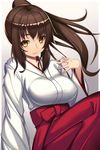  arm_support bangs breasts brown_eyes brown_hair closed_mouth commentary floating_hair gradient gradient_background grey_background hakama hand_up high_ponytail highres japanese_clothes large_breasts long_hair long_sleeves looking_at_viewer looking_to_the_side miko original ponytail red_hakama red_skirt shiny shiny_hair sidelocks skirt smile solo takanashi-a wide_sleeves 