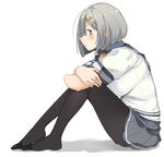  :t bangs black_legwear blush breasts closed_mouth commentary_request from_side full_body grey_hair grey_skirt hair_ornament hairclip hamakaze_(kantai_collection) highres kantai_collection kei_(soundcross) large_breasts leg_hug looking_at_viewer pantyhose pleated_skirt pout profile school_uniform serafuku short_hair short_sleeves simple_background sitting skirt solo tears v-shaped_eyebrows white_background 