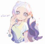  1girl arm_up closed_mouth commentary_request commission cropped_torso eyelashes grey_eyes long_hair looking_at_viewer octoling octoling_girl octoling_player_character polero_light purple_hair simple_background smile solo splatoon_(series) tentacle_hair upper_body white_background 