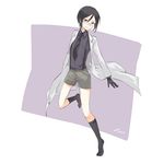  black_hair black_legwear glasses kneehighs labcoat male_focus necktie no_shoes purple_eyes shiki_(hubin) smile standing standing_on_one_leg suspenders touken_ranbu yagen_toushirou 