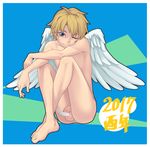  1boy barefoot blonde_hair blue_eyes feet full_body looking_at_viewer male_focus nude penis sitting smile solo tagme testicles toes wings wink young 