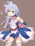  back_bow belt blue_gloves blue_hair blue_shorts bow brown_background closed_mouth cowboy_shot detached_collar fingerless_gloves flower_knight_girl gloves green_eyes hair_bow hand_on_hip highres kogetsu_azami laurentia_(flower_knight_girl) light_blue_hair looking_at_viewer pink_bow short_hair shorts side_ponytail smile solo star 