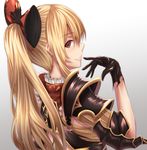  armor black_gloves blonde_hair bow commentary_request elbow_pads eyebrows_visible_through_hair finger_to_mouth frills from_behind gloves gradient gradient_background granblue_fantasy grin long_hair looking_back matsunaga_garana parted_lips pauldrons ponytail profile red_bow shoulder_pads sideways_mouth smile solo upper_body vira_lilie 