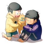  black_hair brothers cat esper_nyanko glasses hood hoodie kneeling licking male_focus matsuno_ichimatsu matsuno_juushimatsu messy_hair mocchiri_oyaji multiple_boys osomatsu-kun osomatsu-san shorts siblings simple_background sitting smile white_background 