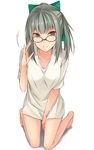  alternate_costume bangs barefoot bow brown_eyes collarbone eyebrows_visible_through_hair glasses green_bow grey_hair grin hair_bow kanpyou_(hghgkenfany) kantai_collection kneeling long_hair motion_lines no_pants ponytail red-framed_eyewear shirt short_sleeves simple_background smile solo white_background white_shirt yuubari_(kantai_collection) 