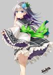  ahoge artist_name bangs black_skirt blue_eyes blush bow dated eyebrows_visible_through_hair frills from_behind green_bow grey_background hair_ornament kavka kneepits long_hair looking_at_viewer looking_back multicolored_hair original purple_hair sailor_collar signature silver_hair simple_background skirt solo two-tone_hair wide_sleeves 
