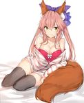  animal_ear_fluff animal_ears bangs bare_shoulders bed_sheet bikini bikini_top bikini_under_clothes black_legwear blush bow breasts casual cleavage closed_mouth collarbone commentary eyebrows_visible_through_hair fang fang_out fate/extra fate_(series) fox_ears fox_tail full_body hair_between_eyes hair_bow highres large_breasts leaning_to_the_side long_hair long_sleeves looking_at_viewer off_shoulder partially_unzipped pink_bikini_top pink_hair purple_bow sidelocks silver_(chenwen) simple_background sitting smile solo strapless strapless_bikini striped_jacket swimsuit tail tamamo_(fate)_(all) tamamo_no_mae_(fate) thighs tsurime twintails white_background yellow_eyes yokozuwari zipper 