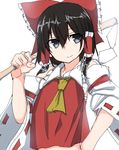  ascot bangs black_eyes black_hair bow closed_mouth commentary_request detached_sleeves eyebrows_visible_through_hair gohei golgi_hon hair_between_eyes hair_bow hair_tubes hakurei_reimu hand_up highres holding looking_to_the_side red_bow ribbon-trimmed_sleeves ribbon_trim short_hair sidelocks simple_background sleeves_rolled_up smile solo touhou upper_body white_background wide_sleeves 