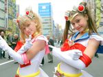  2girls bishoujo_senshi_sailor_moon cosplay japan multiple_girls outside photo sailor_chibi_moon sailor_moon super_sailor_chibi_moon super_sailor_moon 