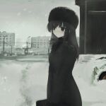  1girl black_coat black_eyes black_headwear black_sweater building car city closed_mouth cloud cloudy_sky coat fence highres holding holding_suitcase long_hair motor_vehicle original outdoors sky snow snowing solo standing suiso_(owp) suitcase sweater turtleneck turtleneck_sweater 