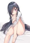  bad_anatomy bad_proportions barefoot bed_sheet black_hair blush eyebrows_visible_through_hair hair_over_one_eye hayashimo_(kantai_collection) highres kantai_collection long_hair long_sleeves looking_at_viewer red_eyes shirt simple_background smile solo toes very_long_hair white_background white_shirt yukishiro_arute 