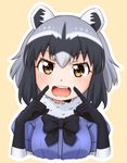  :d animal_ears beige_background black_bow black_gloves black_hair black_neckwear blue_shirt bow bowtie brown_hair commentary_request common_raccoon_(kemono_friends) eyebrows_visible_through_hair fang fingers_to_cheeks fur_collar gloves grey_hair kemono_friends looking_at_viewer multicolored_hair open_mouth raccoon_ears shirt short_sleeves simple_background smile solo takatsuki_nao teeth upper_body 
