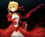 aestus_estus ahoge bad_id bad_pixiv_id blonde_hair blush breasts cleavage eyebrows_visible_through_hair fate/extra fate_(series) green_eyes hair_ribbon highres holding holding_sword holding_weapon hosaka_(user_xudc3575) large_breasts long_sleeves looking_away nero_claudius_(fate) nero_claudius_(fate)_(all) parted_lips red_ribbon ribbon short_hair solo sword weapon 