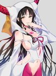  bangs bare_shoulders black_hair breasts commentary detached_sleeves dress facial_mark fate/grand_order fate_(series) forehead_mark grey_background grin hand_to_own_mouth horns ica large_breasts long_hair long_sleeves looking_at_viewer navel parted_lips revealing_clothes sesshouin_kiara simple_background smile solo tattoo veil very_long_hair white_dress yellow_eyes 