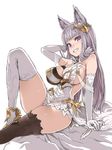  animal_ears arm_at_side arm_support arm_up asanagi asymmetrical_clothes bangs bare_shoulders black_legwear blunt_bangs blush breasts cat_ears elbow_gloves enty_reward erune fangs feathers gloves granblue_fantasy grin hair_ornament hand_behind_head high_heels highres korwa large_breasts leaning_back long_hair looking_at_viewer mismatched_legwear paid_reward purple_eyes quill sideboob silver_hair sitting smile solo thighhighs thighs white_gloves white_legwear 