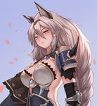  animal_ears backless_outfit blush braid breasts cat_ears closed_mouth commentary_request erune granblue_fantasy hair_between_eyes hairband heles hikareki large_breasts long_hair looking_at_viewer medium_breasts silver_hair single_braid solo upper_body very_long_hair yellow_eyes 