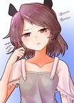  brown_eyes brown_hair collarbone commentary_request directional_arrow futatsuiwa_mamizou gradient gradient_background highres looking_at_viewer no_eyewear oshiaki parted_lips short_hair solo touhou 