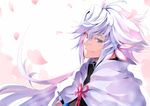  akamiso_(k074510) cloak fate/stay_night fate_(series) highres long_hair looking_at_viewer male_focus merlin_(fate) purple_eyes smile solo white_hair 
