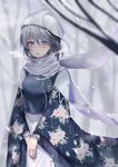  absurdres blue_eyes commentary_request grey_hair hat highres letty_whiterock long_sleeves looking_at_viewer scarf sei_ichi_(shiratamamikan) short_hair snowing solo touhou tree v_arms white_scarf wide_sleeves 