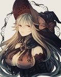  bangs bare_shoulders bow breasts cleavage commentary_request detached_sleeves granblue_fantasy hair_between_eyes hat hat_bow highres large_breasts long_hair looking_at_viewer magisa_(granblue_fantasy) parted_lips red_eyes silver_hair smile solo upper_body wiriam07 witch_hat 