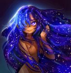  1girl blue_hair bright_pupils hand_up highres im_hidari_mimi long_hair looking_at_viewer no_nipples nude original parted_lips purple_eyes shadow smile solo sparkle upper_body white_pupils 