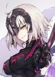  ahoge armor breasts cape eyebrows_visible_through_hair fate/grand_order fate_(series) gauntlets gorget grin haoni headpiece holding holding_sword holding_weapon impossible_clothes jeanne_d'arc_(alter)_(fate) jeanne_d'arc_(fate)_(all) large_breasts looking_at_viewer short_hair silver_hair smile solo sword torn_cape underbust weapon yellow_eyes 