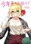  1girl 2019 adjusting_eyewear ahoge alternate_costume bag blonde_hair blush bow bracelet breasts character_request cleavage closed_mouth collarbone eyebrows_visible_through_hair fate/grand_order fate_(series) glasses green_eyes hair_bow handbag highres jacket jewelry large_breasts long_sleeves looking_at_viewer nero_claudius_(fate)_(all) red_bow short_hair simple_background smile solo sweater teraguchi translation_request white_background 